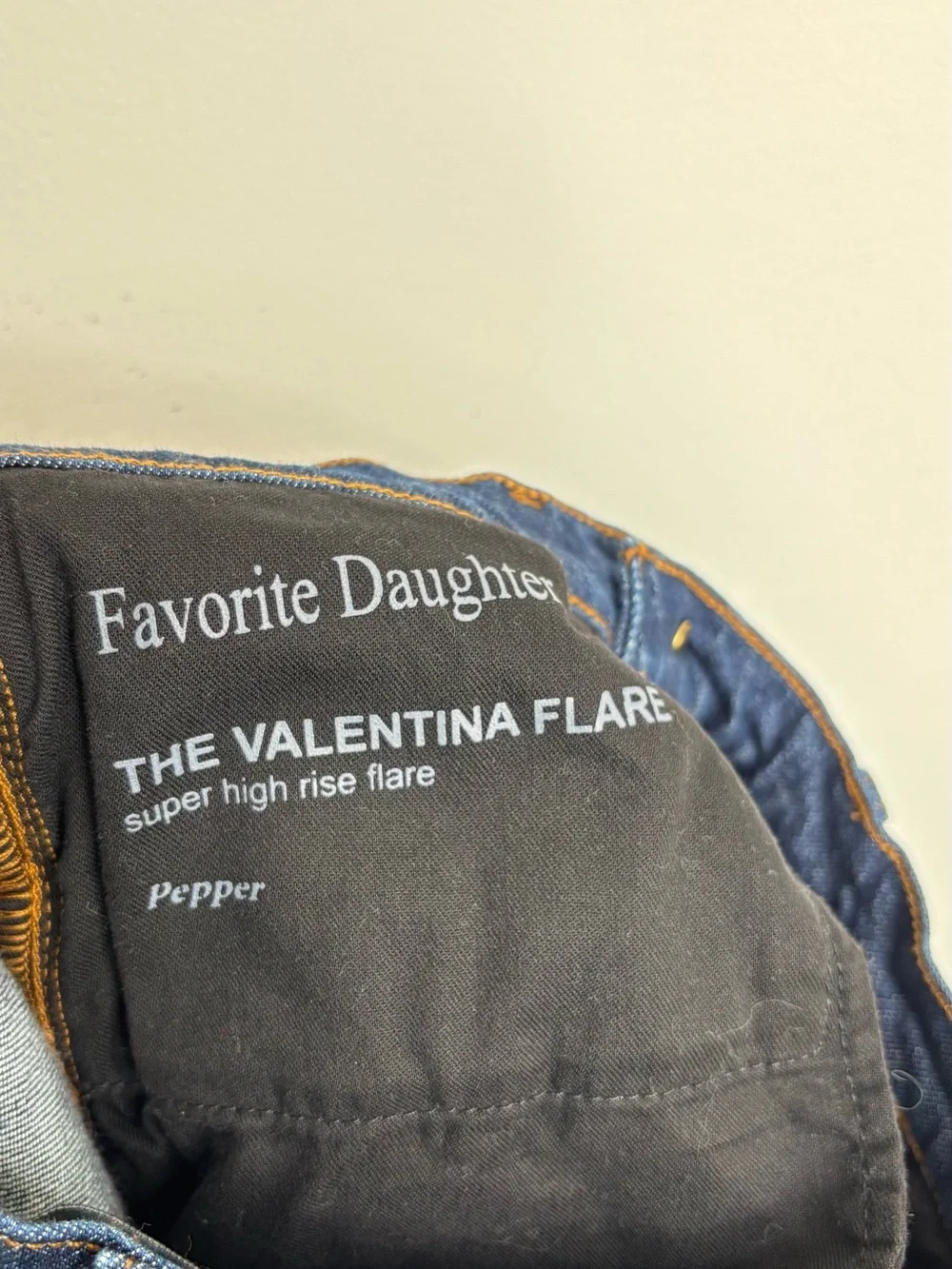 Favorite Daughter Valentina Super High Rise Flare Jeans Pepper 27 Dark Wash